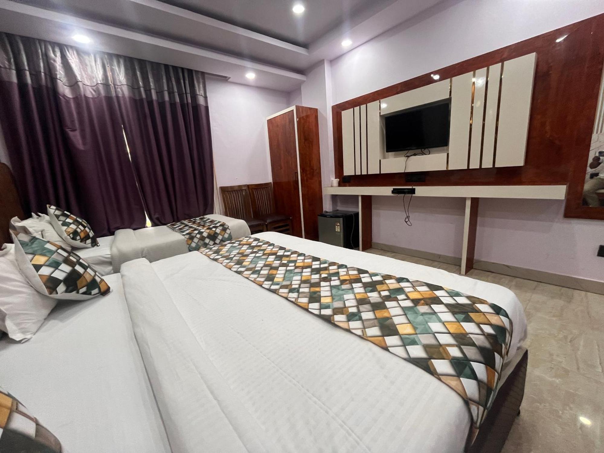 Hotel Embassy Near Rk Ashram Metro Új-Delhi Kültér fotó
