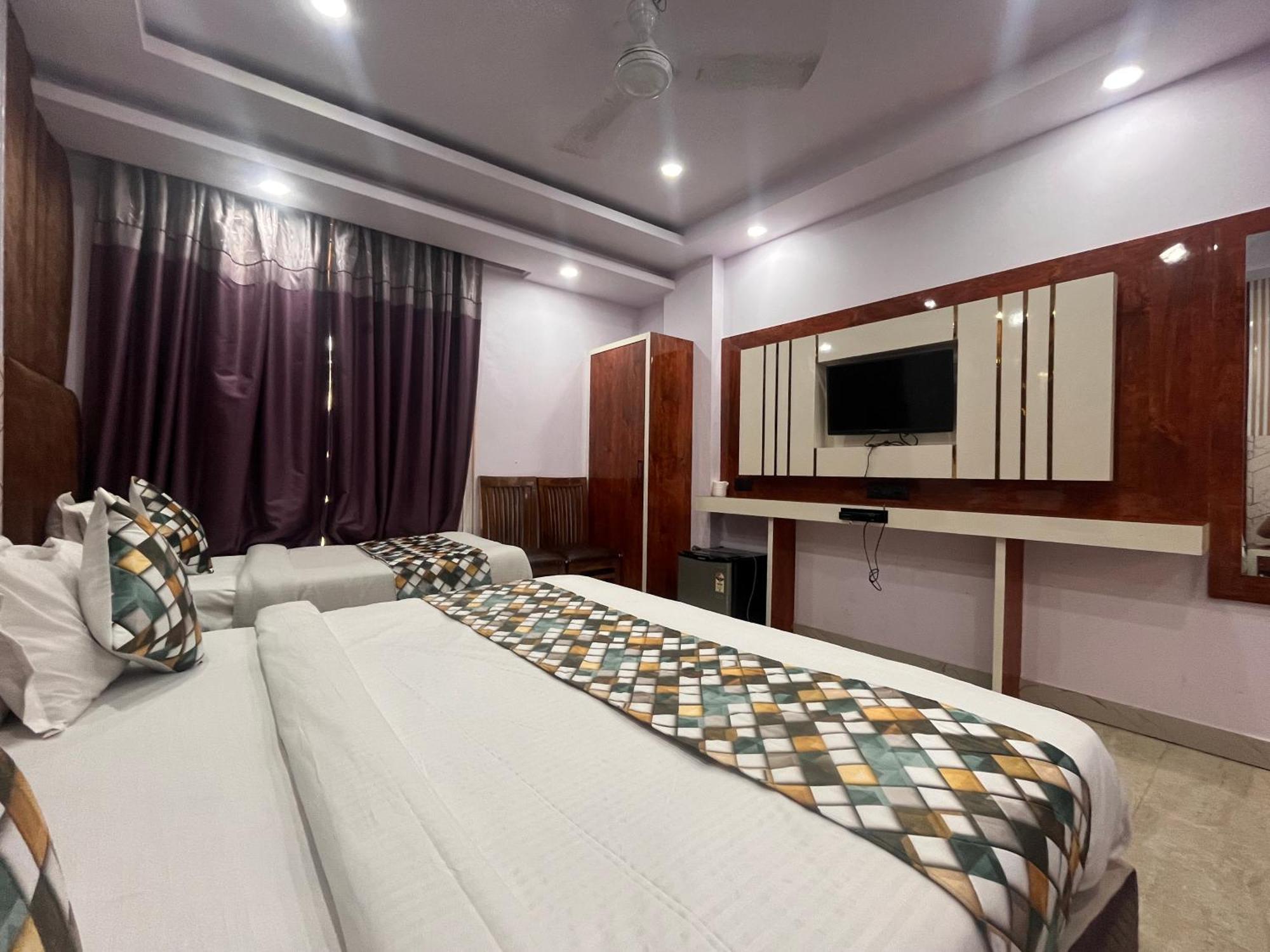 Hotel Embassy Near Rk Ashram Metro Új-Delhi Kültér fotó