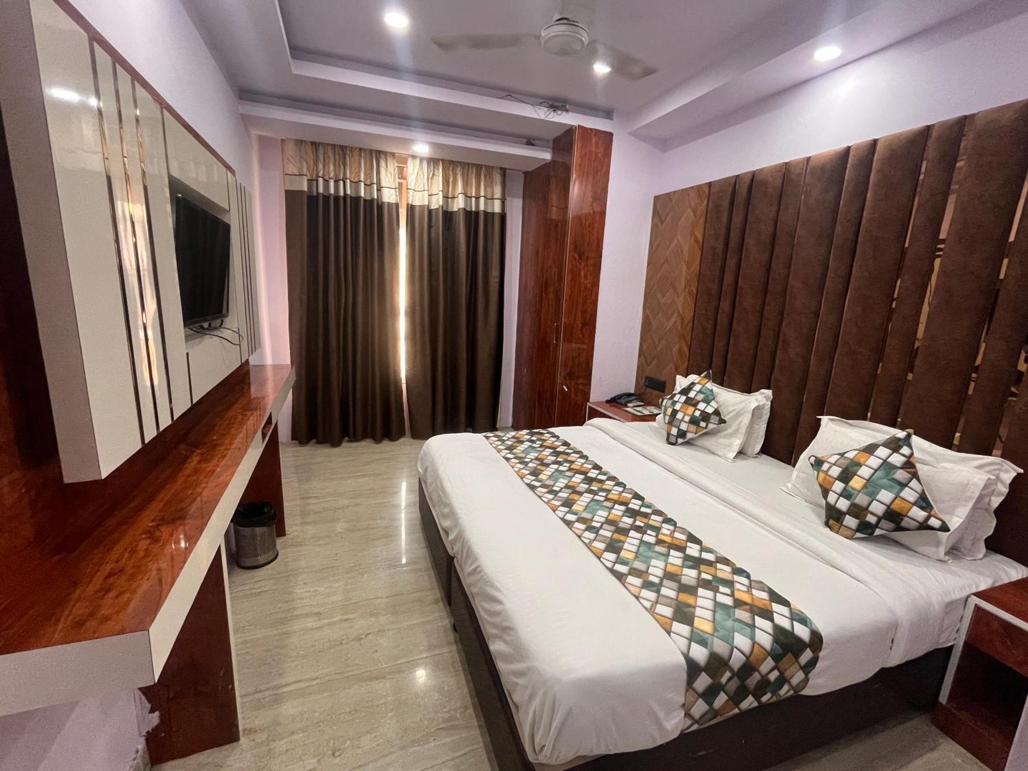 Hotel Embassy Near Rk Ashram Metro Új-Delhi Kültér fotó
