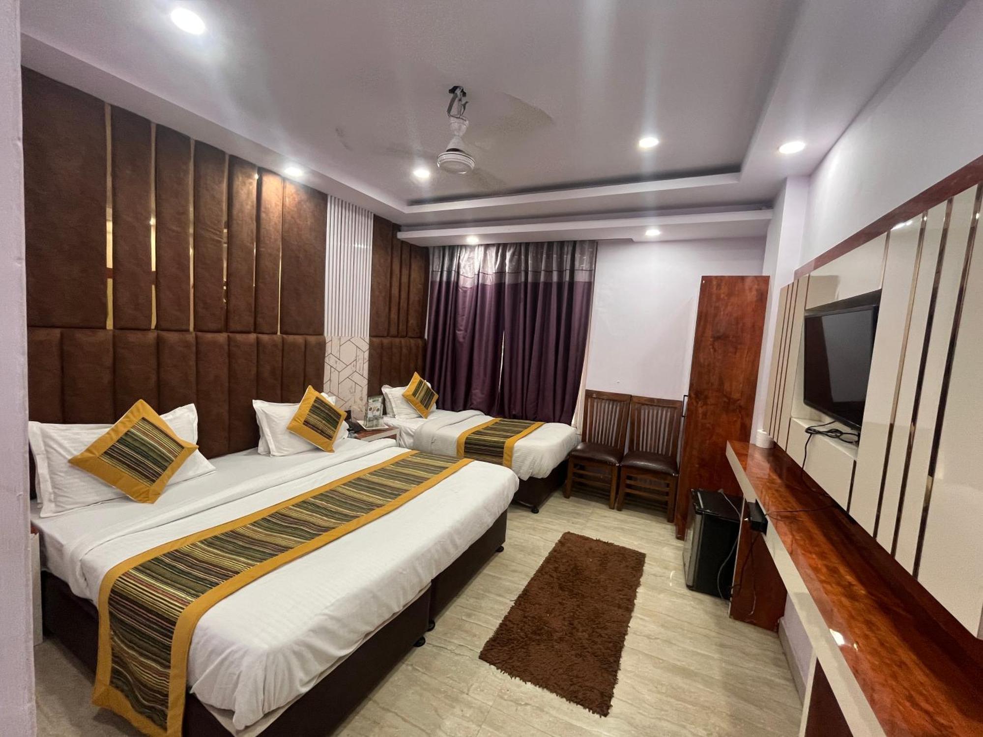 Hotel Embassy Near Rk Ashram Metro Új-Delhi Kültér fotó