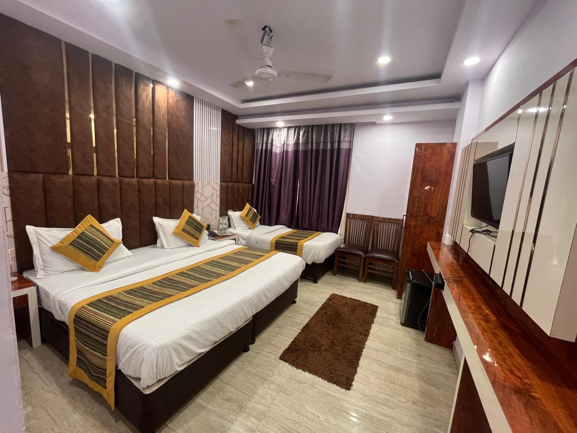 Hotel Embassy Near Rk Ashram Metro Új-Delhi Kültér fotó
