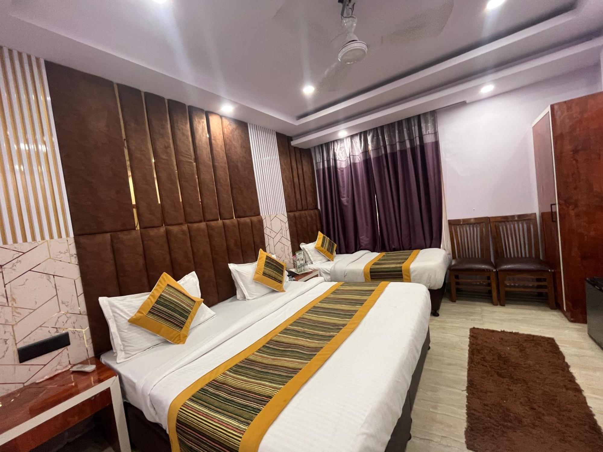 Hotel Embassy Near Rk Ashram Metro Új-Delhi Kültér fotó