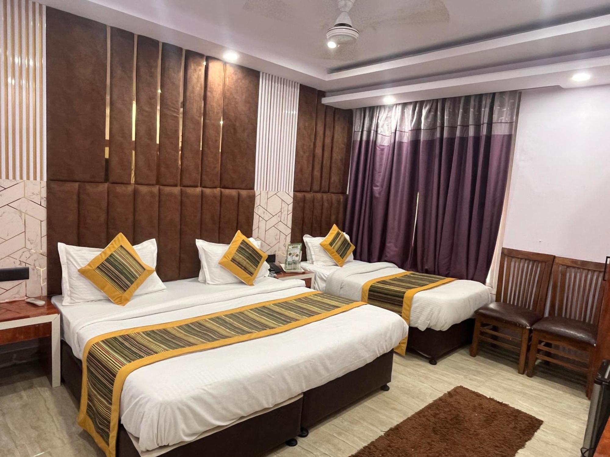 Hotel Embassy Near Rk Ashram Metro Új-Delhi Kültér fotó