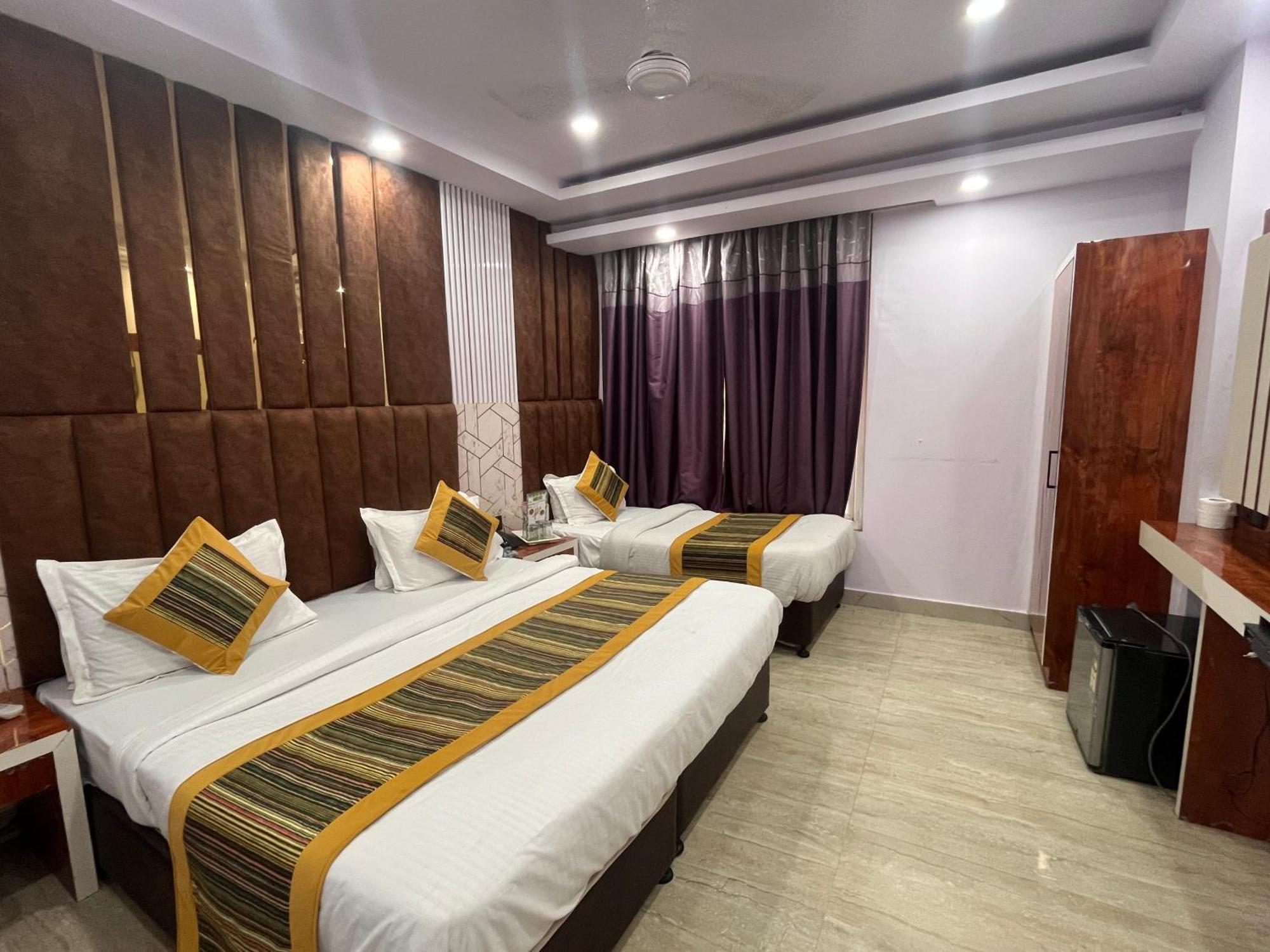 Hotel Embassy Near Rk Ashram Metro Új-Delhi Kültér fotó