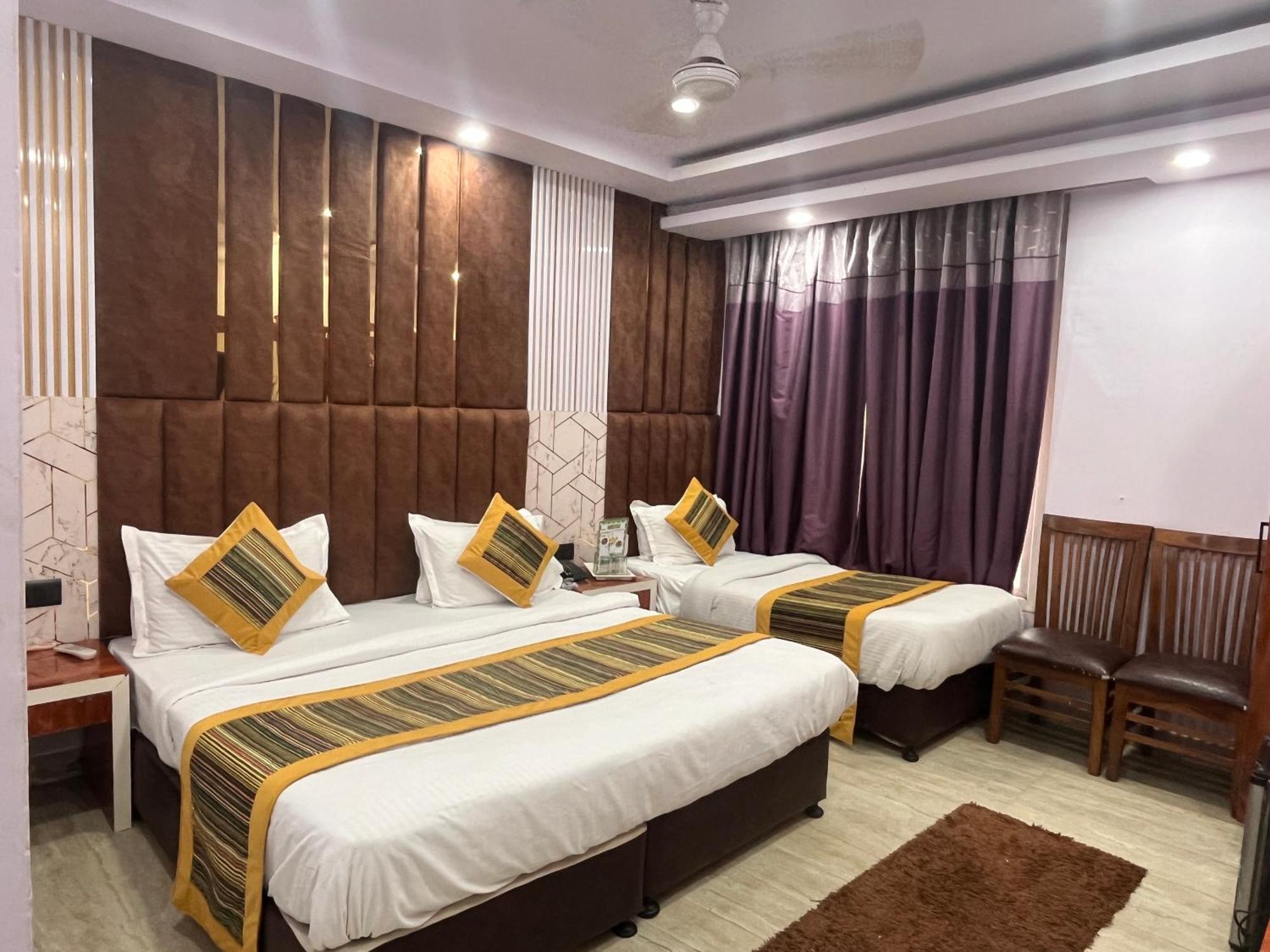 Hotel Embassy Near Rk Ashram Metro Új-Delhi Kültér fotó