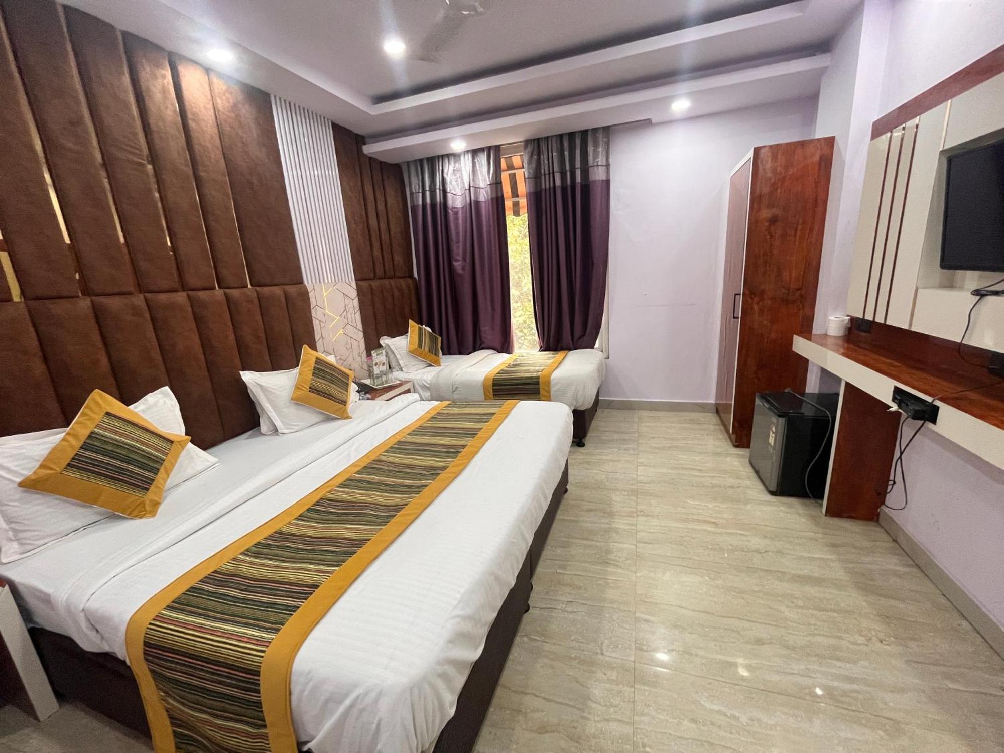 Hotel Embassy Near Rk Ashram Metro Új-Delhi Kültér fotó