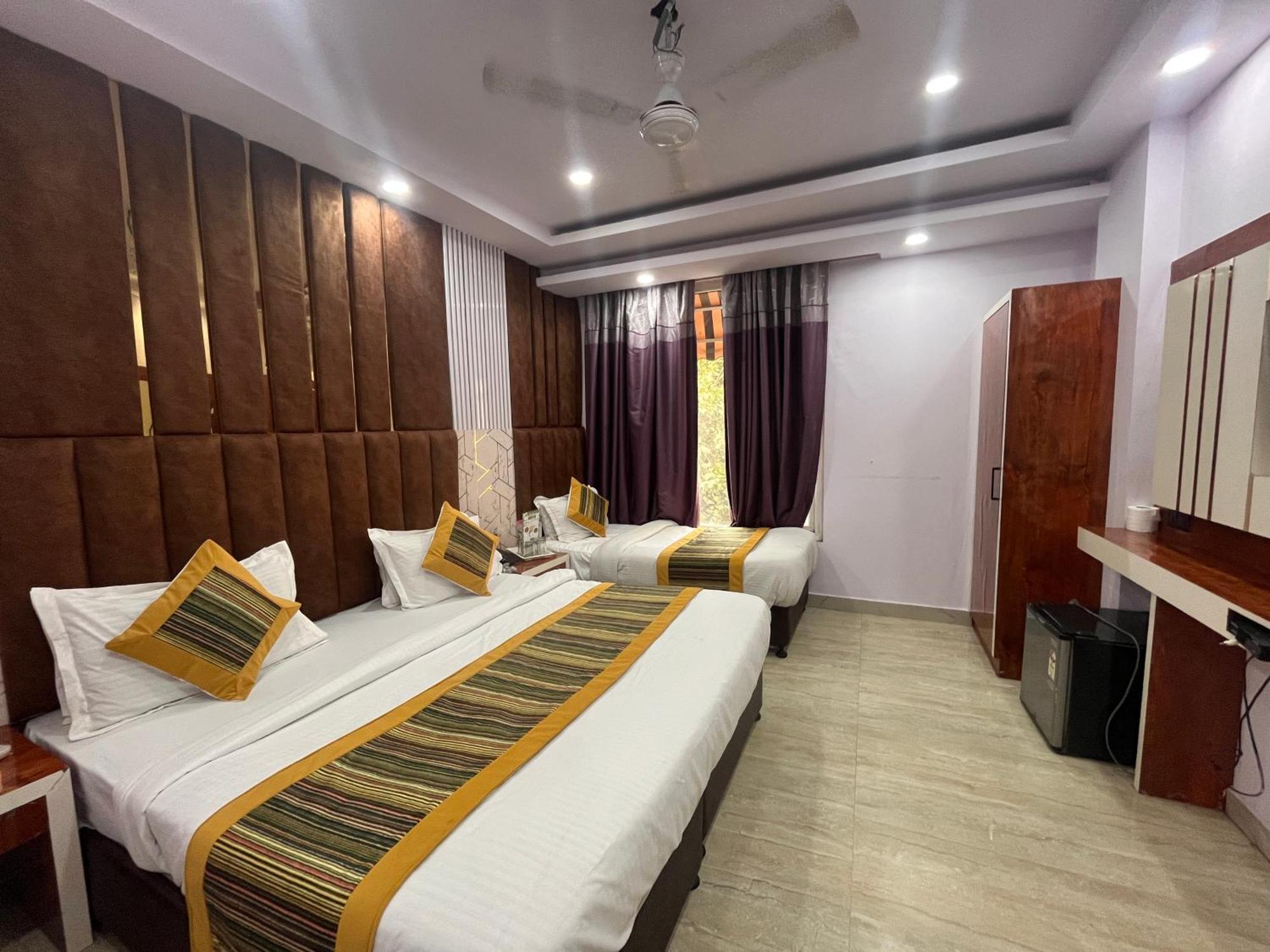 Hotel Embassy Near Rk Ashram Metro Új-Delhi Kültér fotó